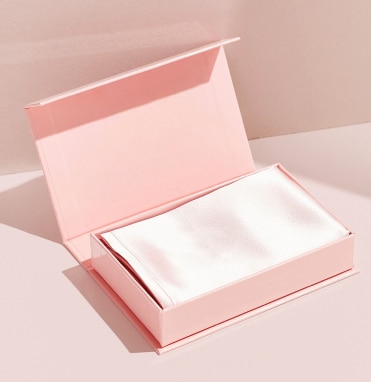 Pink <span>gift box</span> M